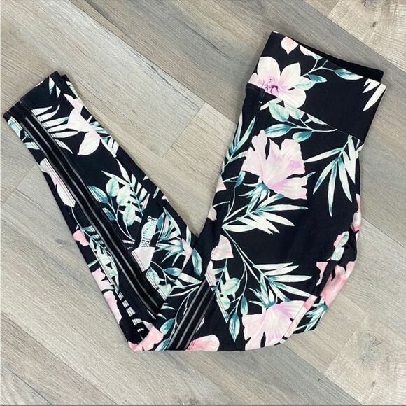 Pink by Victoria’s Secret Tropical Print Mesh Stripe Leggings Black Pink XS - Picture 3 of 9